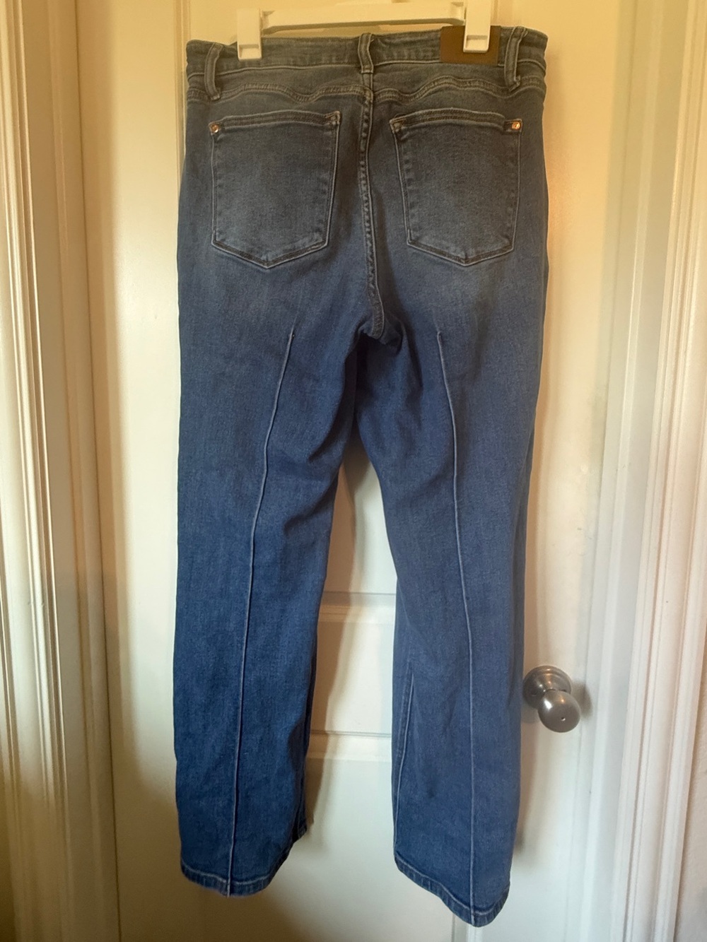 Judy Blue Mid-Blue Boyfriend Jeans with Front Seams - Picture 6 of 9